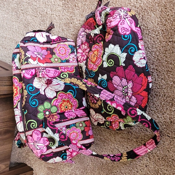 Vera Bradley Handbags - Vera bradley purse Vera bradley bundle Vera bradley makeup  Vera bradley bundle
